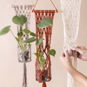 HANGING PLANTER