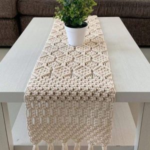 TABLE RUNNER